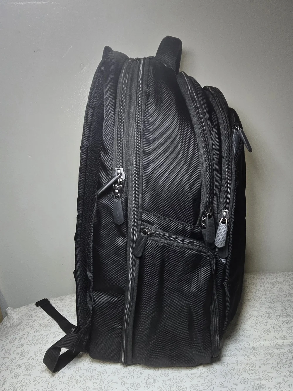 Targus Black Expandable Business Backpack